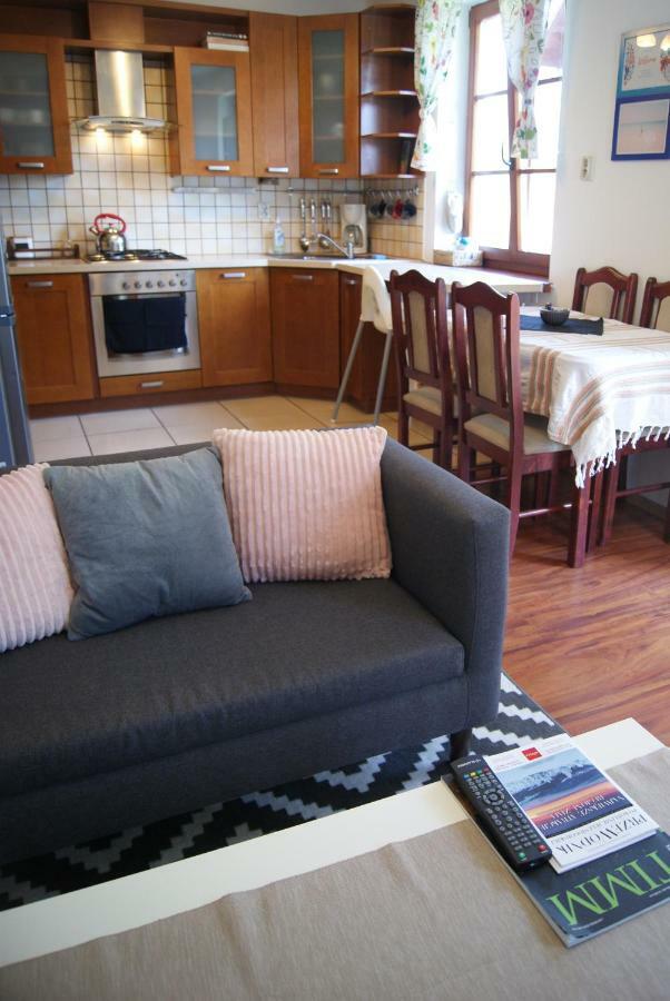 Przybobrze Apt. Jelenia Gora Exterior photo